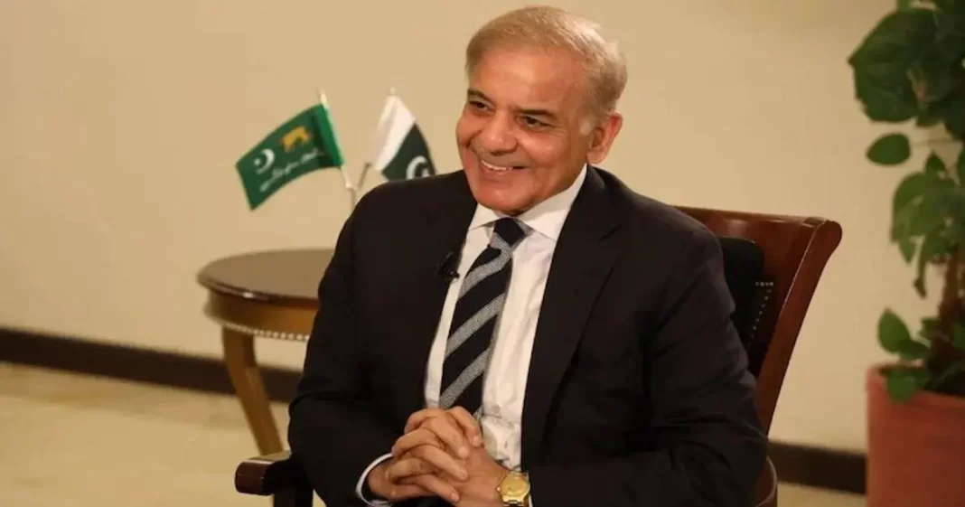 PM Shehbaz Vows to Make Gwadar Port 'Among the Best in the World'